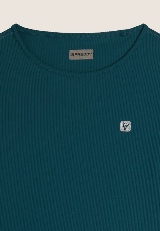 長袖Tシャツ