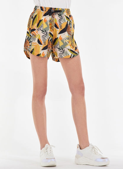ショートパンツ
