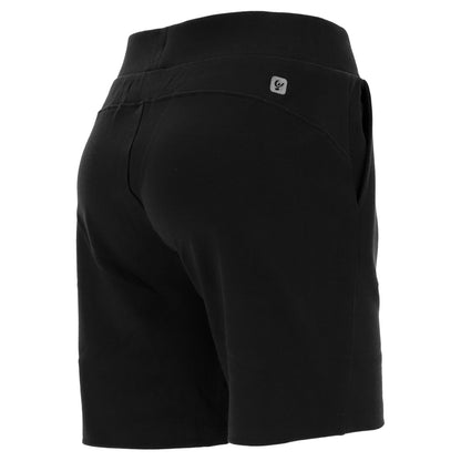 バミューダショートパンツ