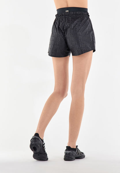ショートパンツ