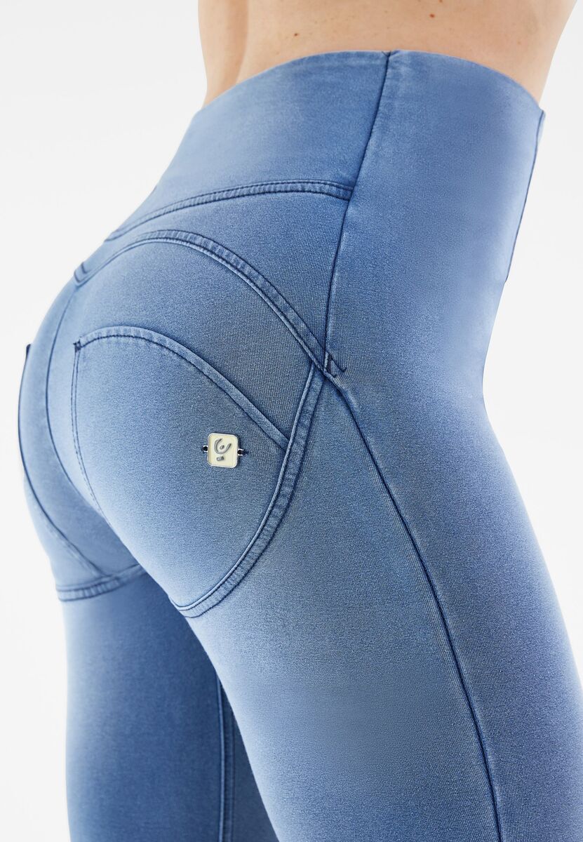 WRUPパンツ