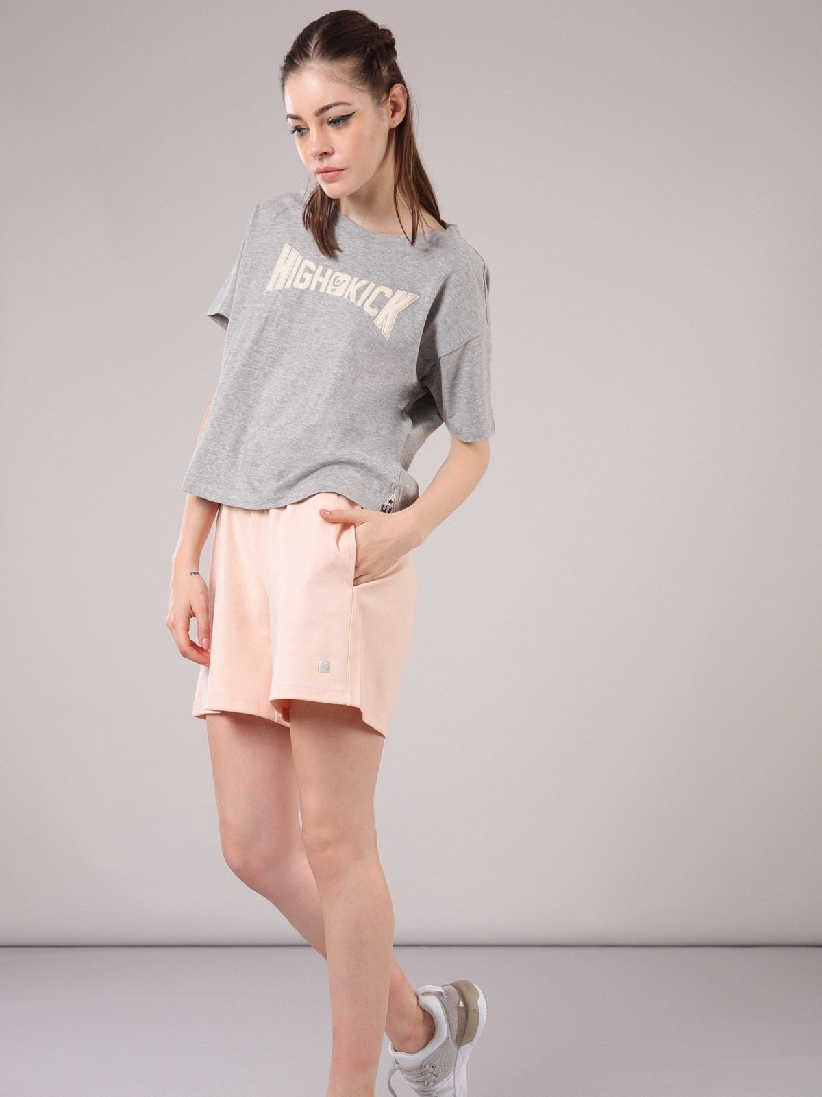 Tシャツ【全2色】