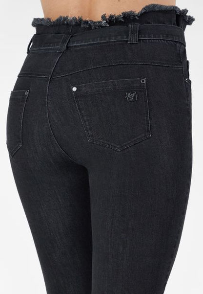 BLACKパンツ