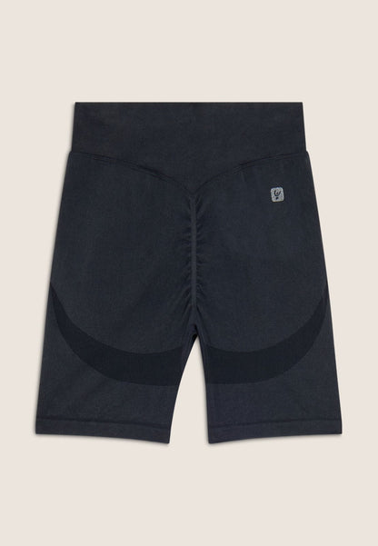 URBAN COLLEGE ATHLEISURE OUTFIT EST.2019-2024