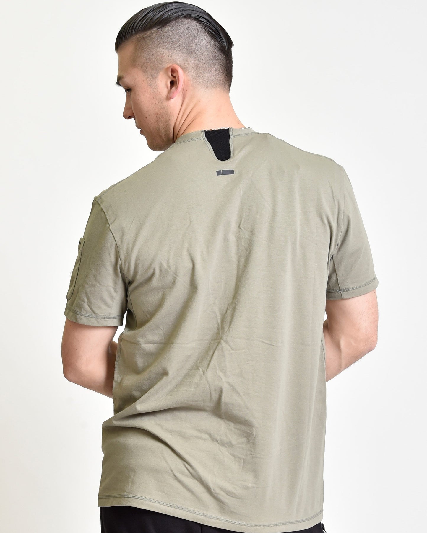 半袖Tシャツ