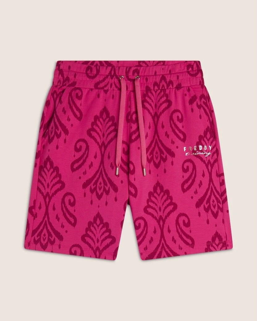 ショートパンツ