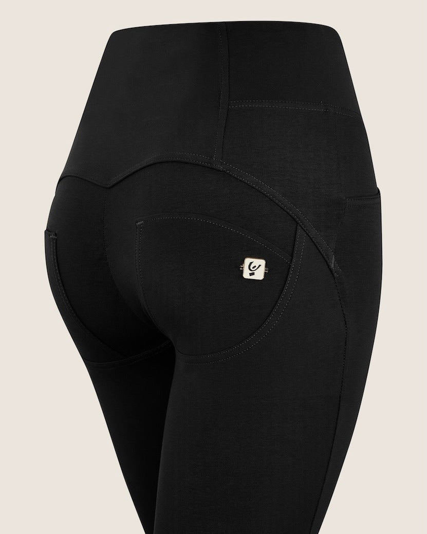 WRUPパンツ