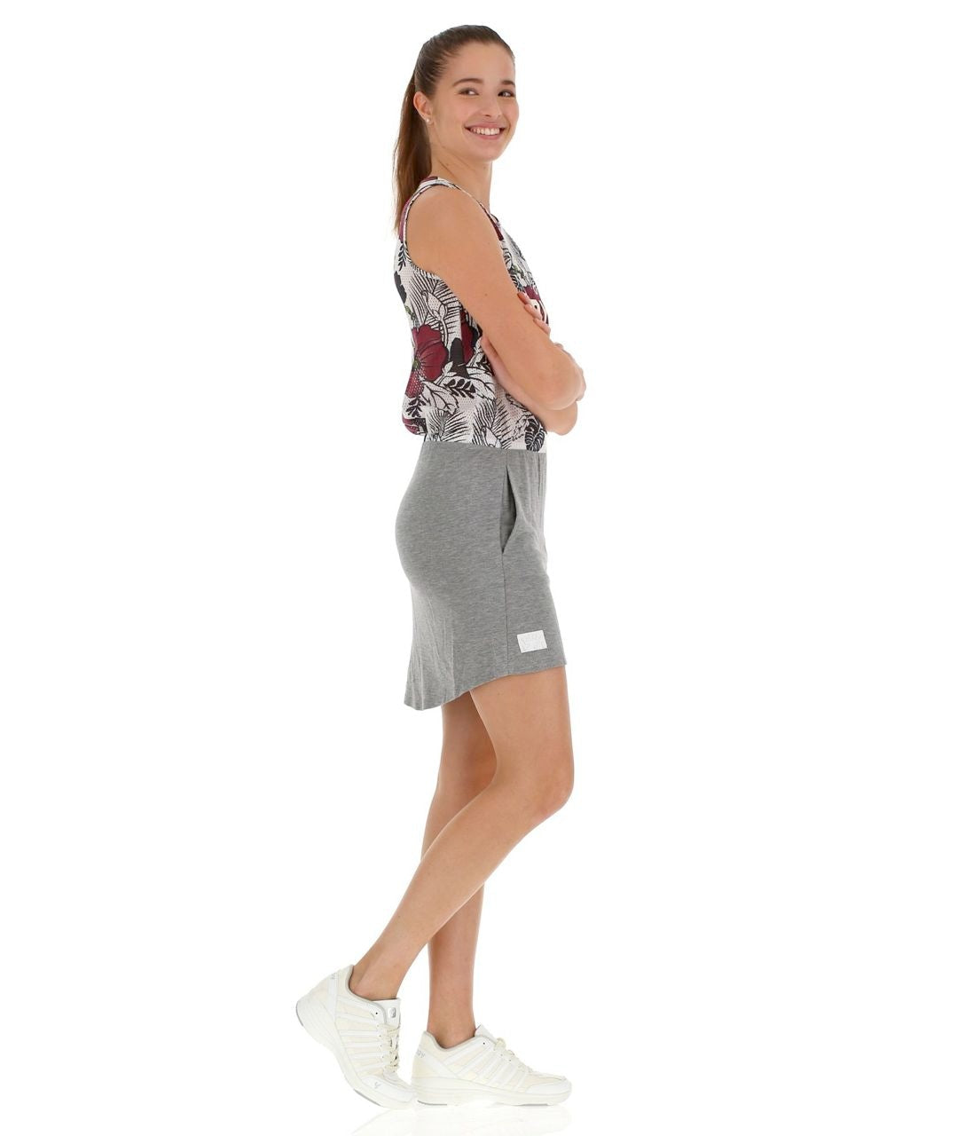 DANCERS STREET LAYERED OUTFIT EST.2018-2025