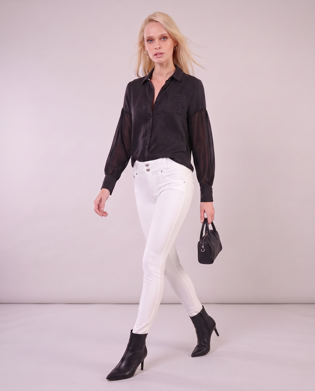 MONOCHROME CHIC LUXE EST.2019-2025
