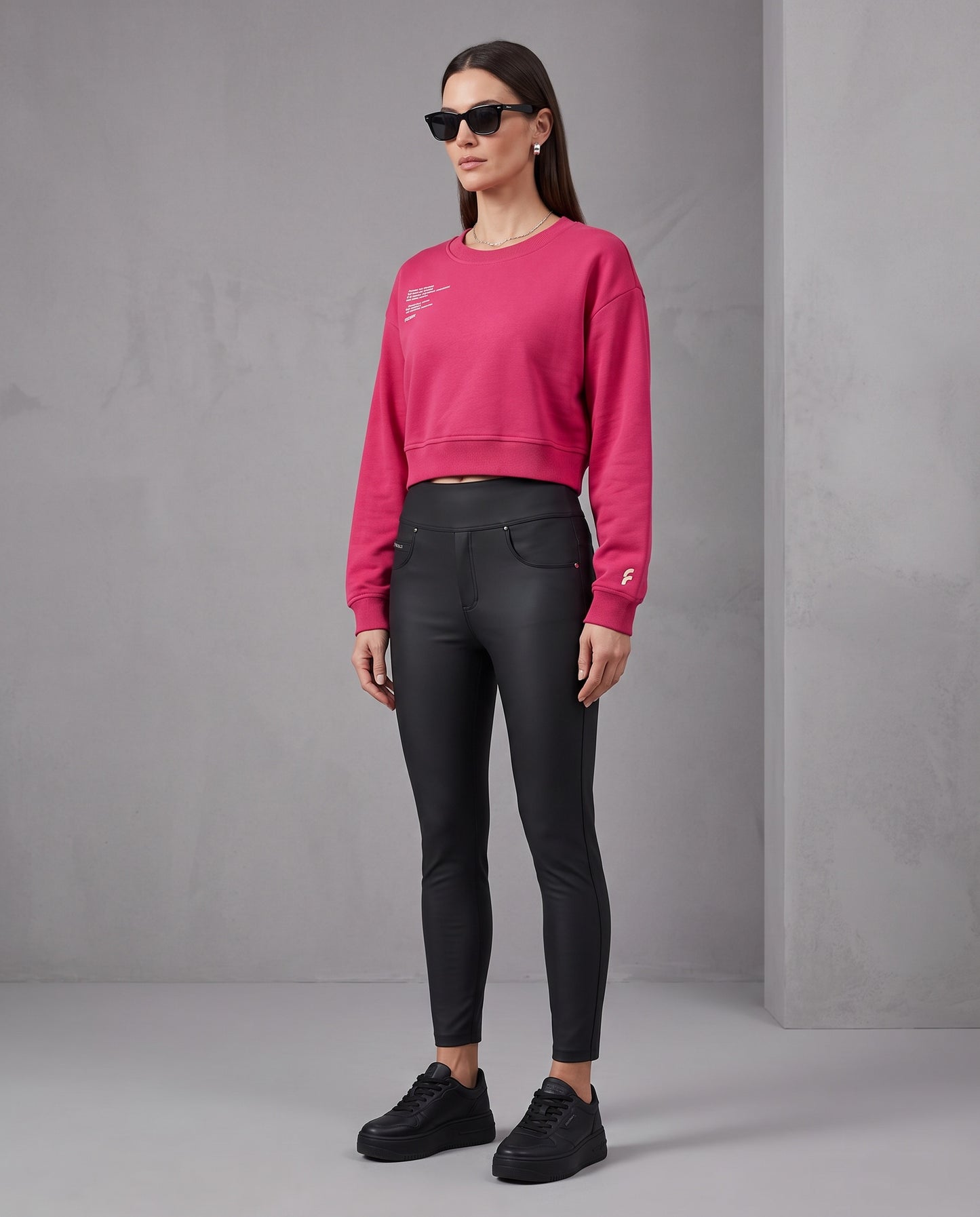 CHIC PINK EDGE LOOK EST.2023-2024