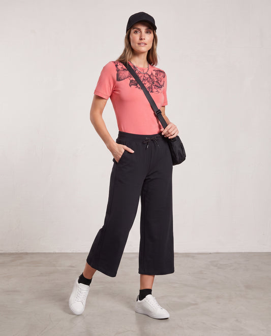 BOTANICAL BLACK ATHLEISURE EST.2018-2021