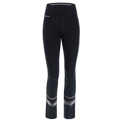LUXE BLACK : STUDS & TIEDYE EST.2024-2025