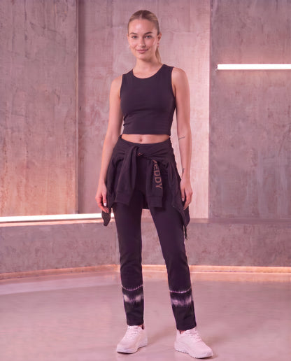 LUXE BLACK : STUDS & TIEDYE EST.2024-2025