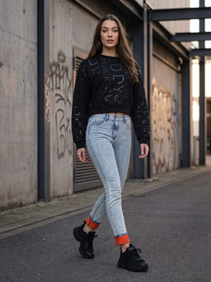 MONO CONTRAST EST.2022-2024
