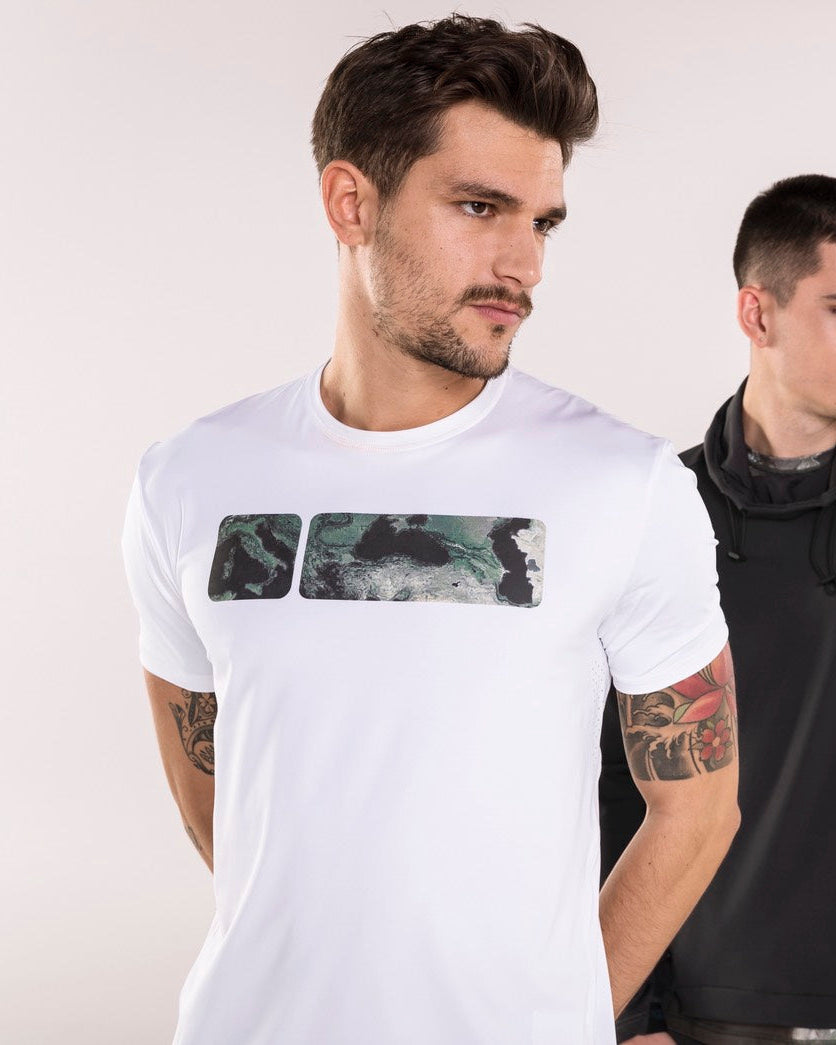 半袖Tシャツ